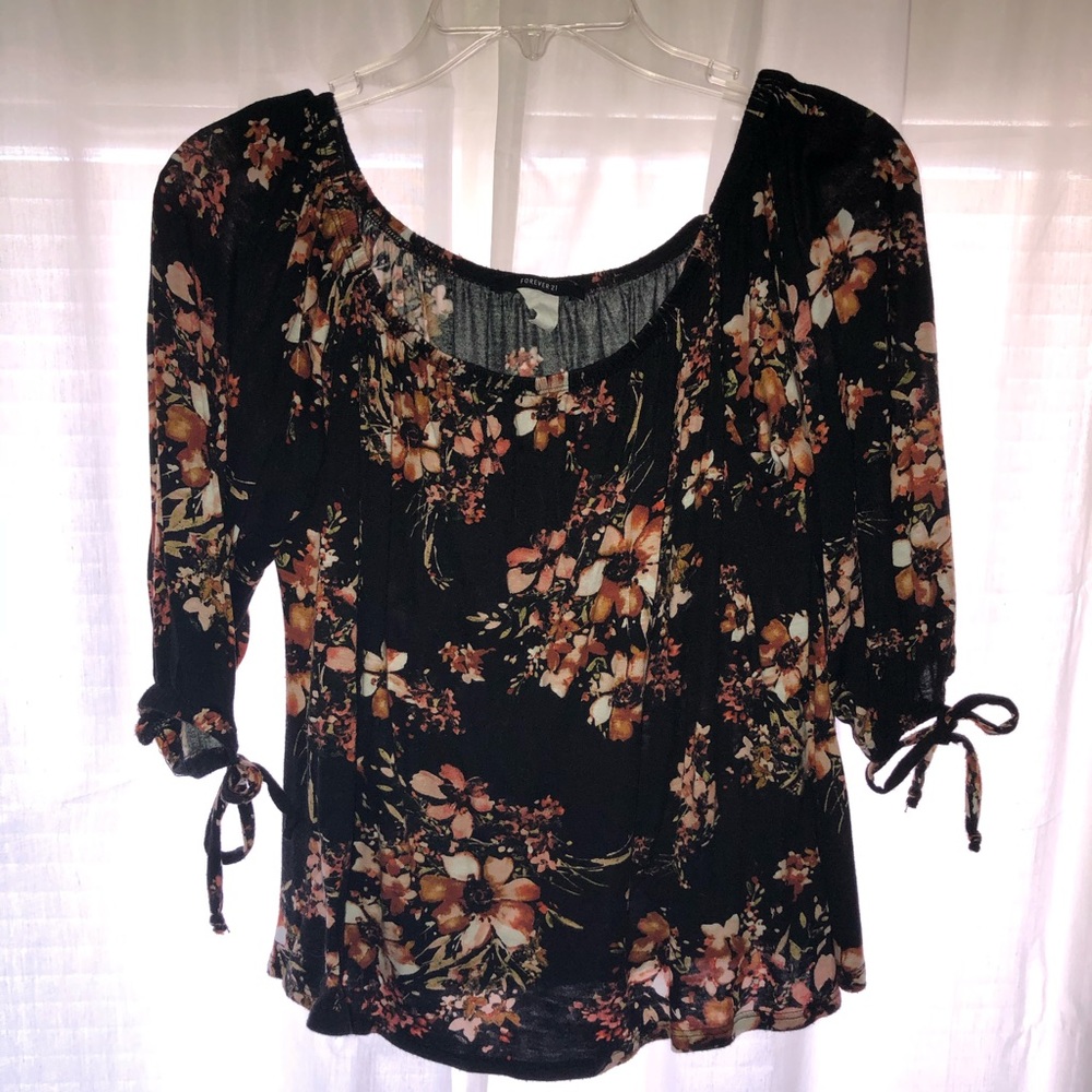 Forever 21 Black Floral Flowy Peasant Top